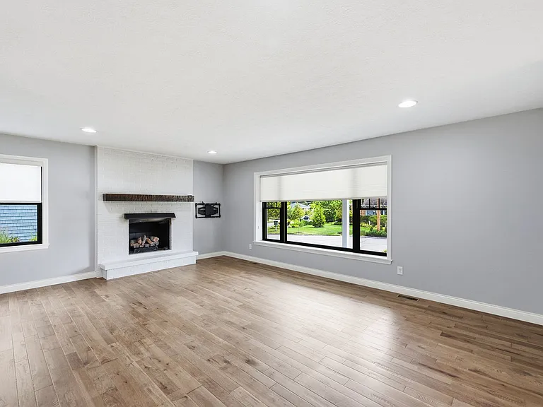 71 Forest Ave — Photo 12