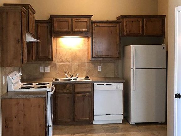2nd image of 4308 Hunters Place Dr #B