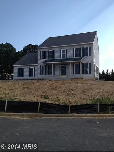 2nd image of 311 Poultney Pl