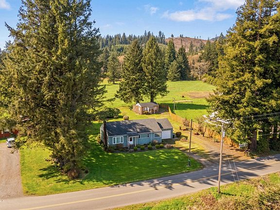 3rd image of 7460 Kilchis River Rd