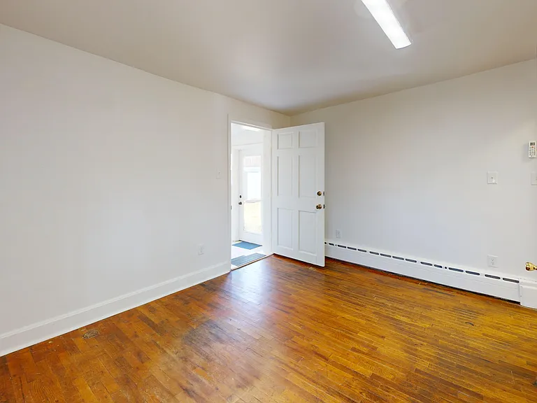 5223 John Marshall Hwy — Photo 10