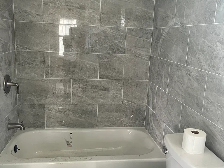 71 Richlawn Ave #1 — Photo 4