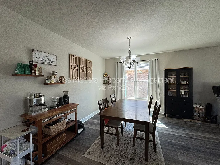 5337 Parkside Dr — Photo 15