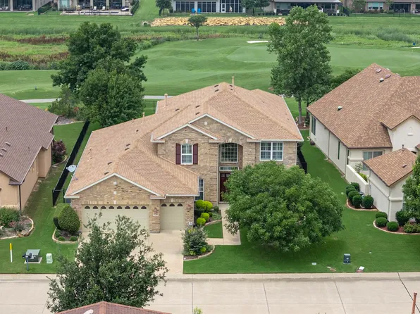9700 Edmondson Dr, Denton, TX 76207