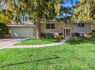 348 Spring Ln, Delavan, WI 53115