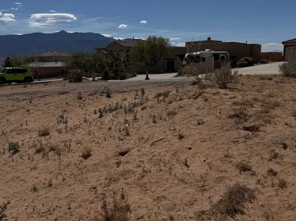 6905 Kalgan Rd NE, Rio Rancho, NM 87144