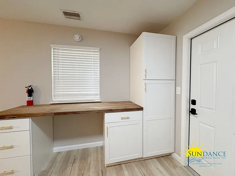 110 Hawkins Rd #B — Photo 11