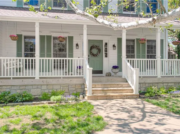 22815 E 29th Street Lane Ct S, Blue Springs, MO 64015