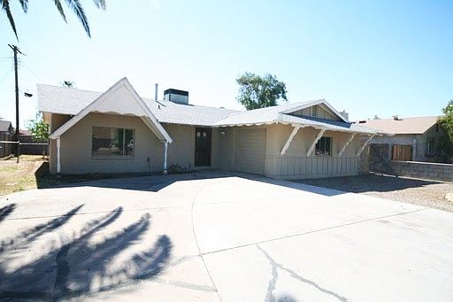 1st image of 2908 N 53rd Ln