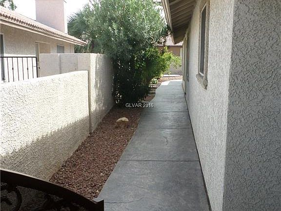 4th image of 4210 Sunrise Ave