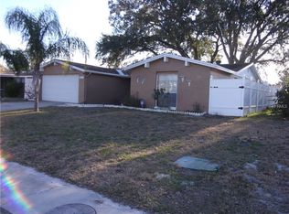 9637 Lake Chrise Ln, Port Richey, FL 34668