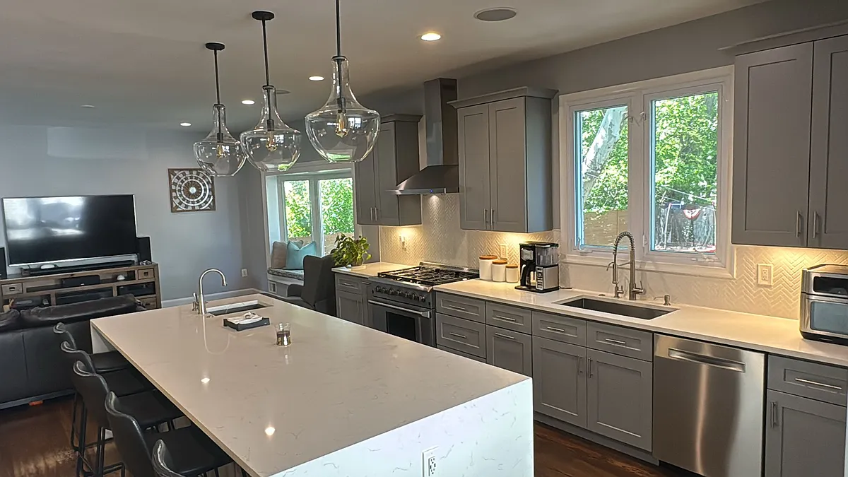 Kitchen/Family room - 5113 8th Rd N