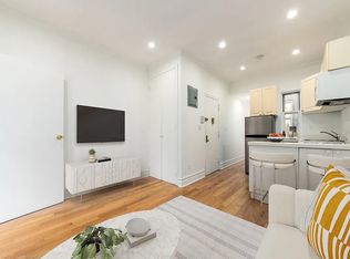 425 E 6th St APT 4A, New York, NY 10009