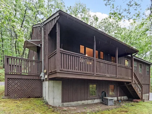 69 Lancaster Rd, Bolton, MA 01740