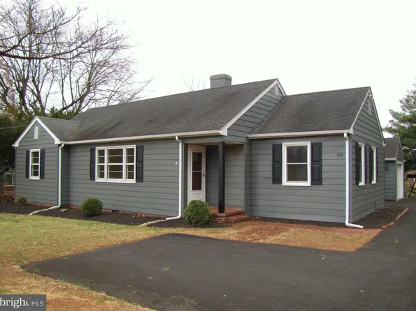 89 State Rd, Avondale, PA 19311