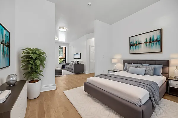 Rented by REAL New York | media 2