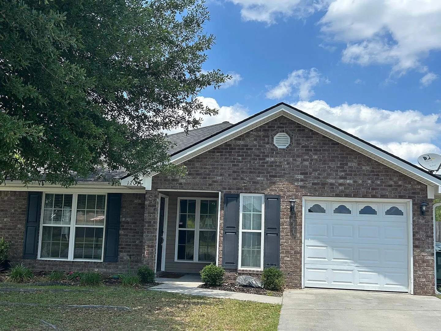 120 Grandview Drive, Hinesville, GA 31313 — Photo 2