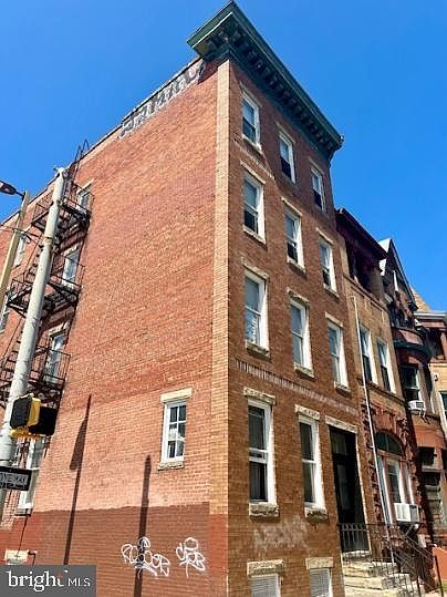 1st image of 1700 Saint Paul St APT 201