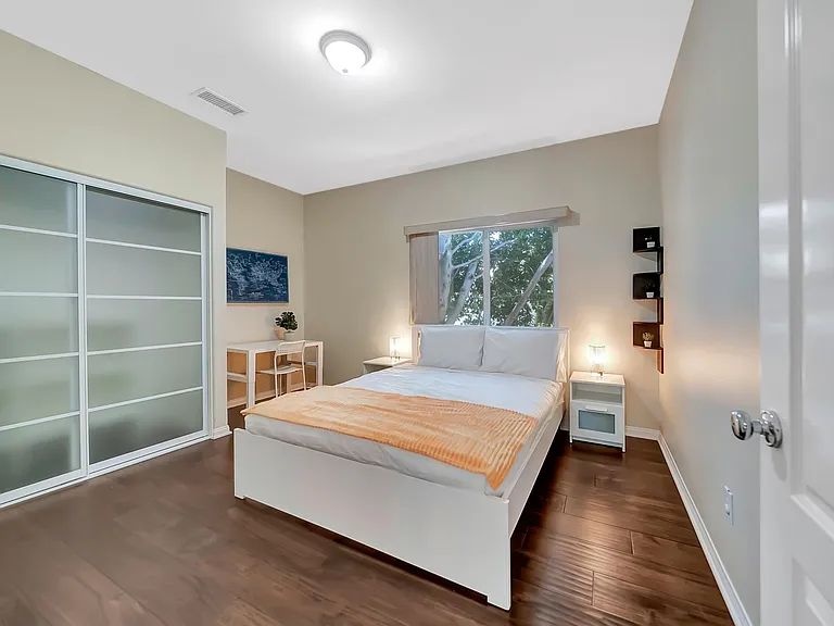 19301 Lavi Ct — Photo 21