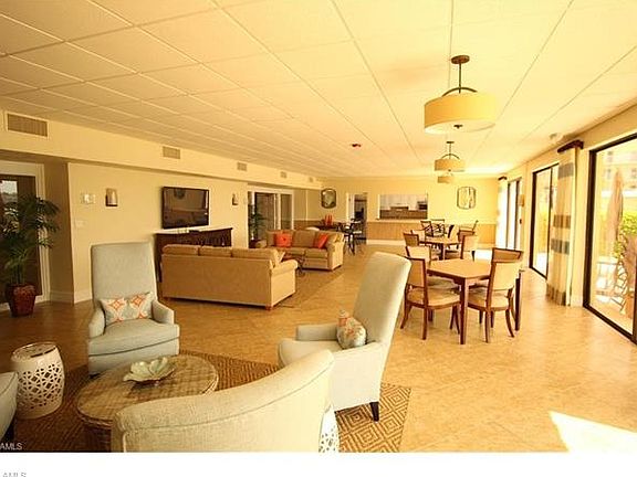 3rd image of 3430 Gulf Shore Blvd N APT 5