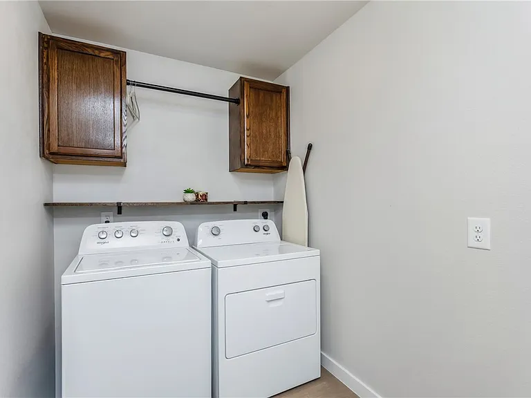 1905 Osbert Nelly Dr — Photo 27