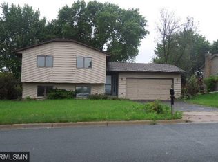 1415 Blueberry Ln, Hastings, MN 55033