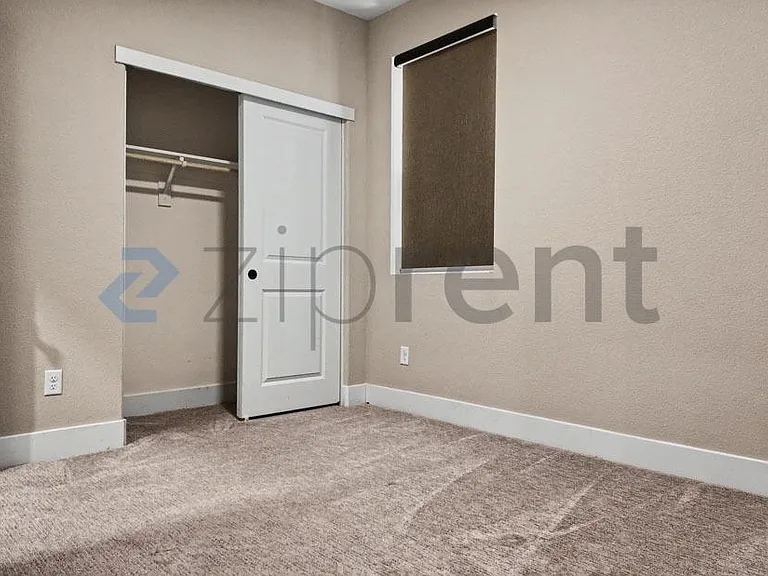 2272 Borealis Cir — Photo 37