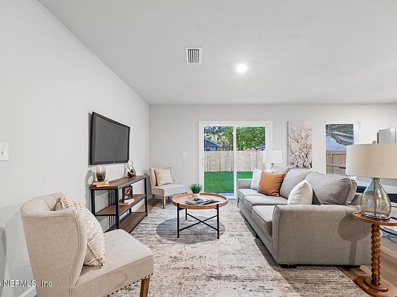4th image of 2954 THOMAS Street