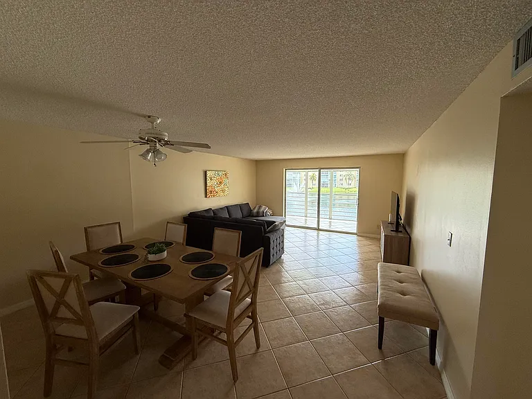 401 SE 3rd St #204 — Photo 8