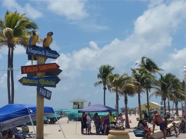 326 Wilson St APT 206, Hollywood, FL 33019