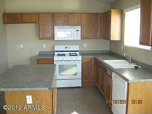 4th image of 7725 W Northview Ave