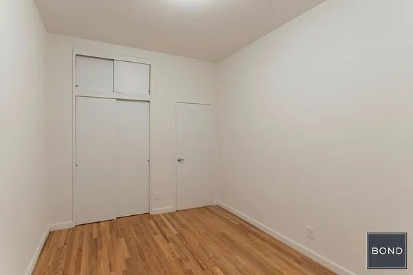 Rented by Bond New York | media 19