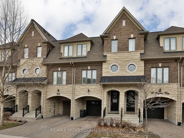 18 Dryden Way, Toronto, ON M9R 0B2