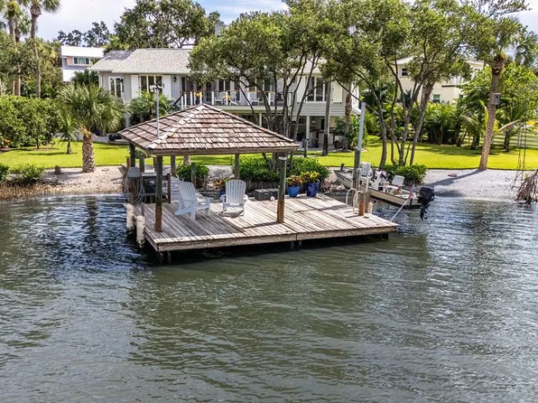375 Cathedral Oaks Dr, Vero Beach, FL 32963