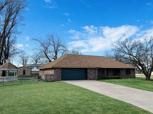 125 Prospect Rd, Ponca City, OK 74604