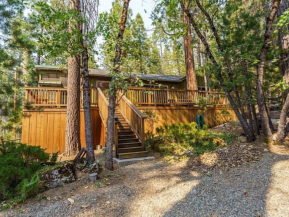 3rd image of 7914 Forest Dr