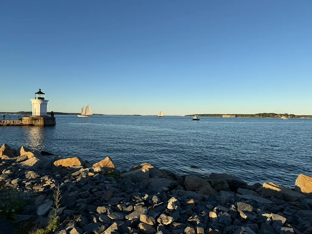Myrtle Ave, South Portland — Photo 2