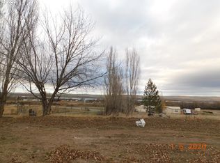 27294 Rilie Ln, Umatilla, OR 97882
