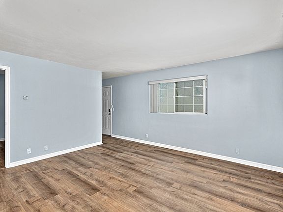 5th image of 4524 Wilson Ave