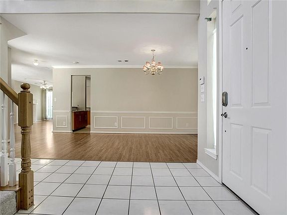 4th image of 3700 Nash Ln