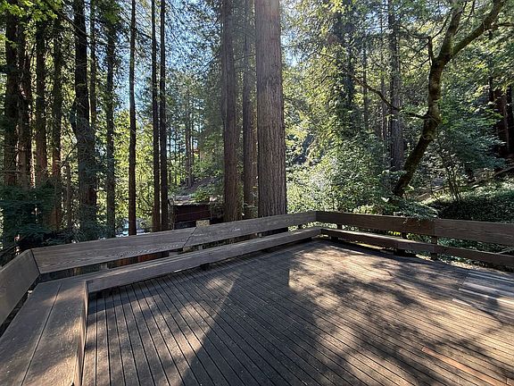 2nd image of 10 Lyon Pl