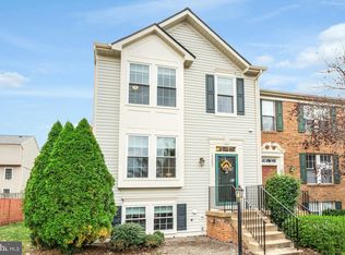 19889 Fieldgrass Sq, Ashburn, VA 20147