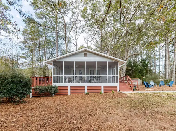 1473 Aycock Rd, Bishop, GA 30621