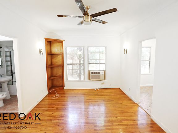2nd image of 660 S Cochran Ave #206