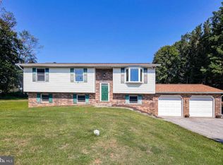 1102 Jeffras Ct, Westminster, MD 21157
