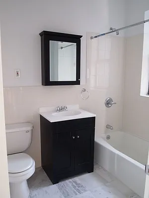 Rented by Bohemia Realty Group | media 18