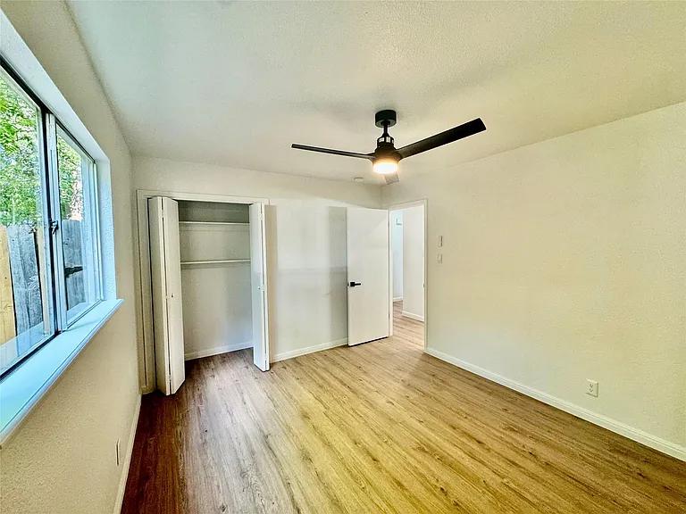 9506 Stonebridge Dr — Photo 25