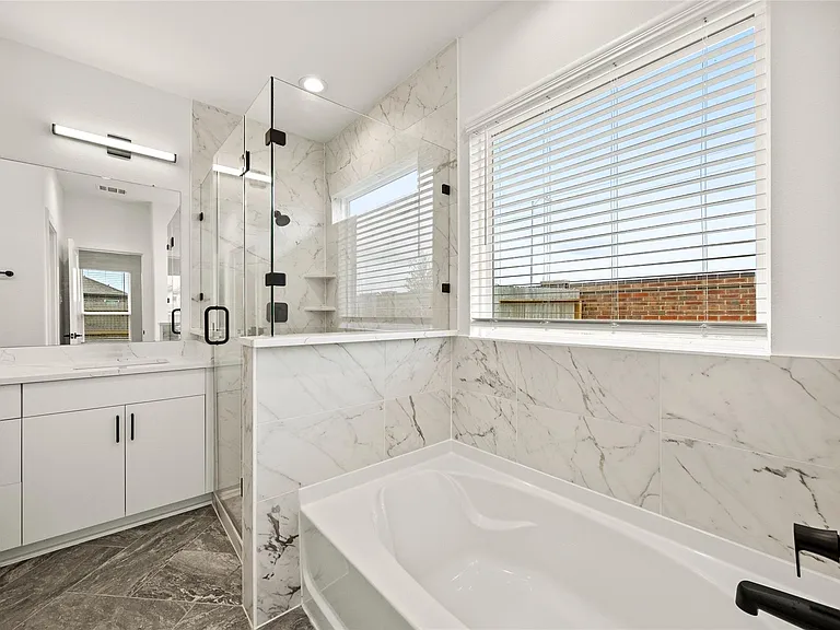2710 Bronze Vista Dr — Photo 16