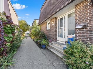 3310 Southgate Rd #221, Ottawa, ON K1V 8X4