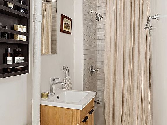5th image of 173 Bleecker St APT 1